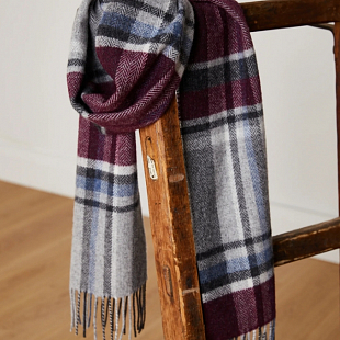 2Картинка Foxford Maroon and Grey Lambswool Scarf